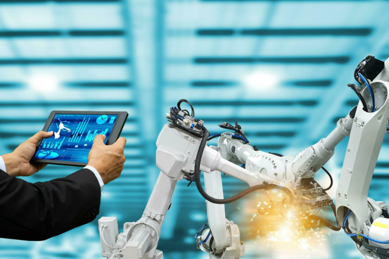 Desenvolvimento de Software na Indústria e Suas Vantagens para a Eficiência